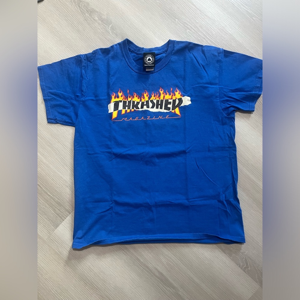Men’s Blue Thrasher t-shirt